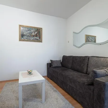 Appartamento Lena Porec Esterno foto