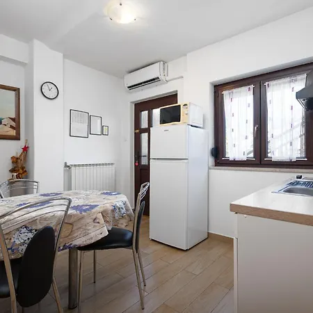 Appartamento Lena Porec Esterno foto